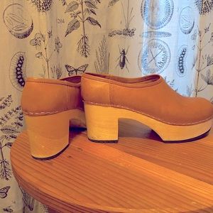 3” Swedish Hasbeens Clogs